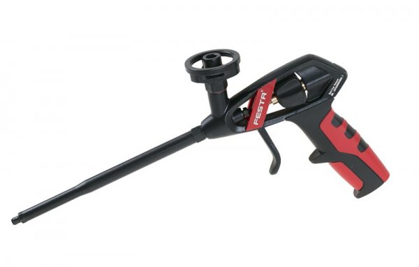 Pistolj za pur penu festa